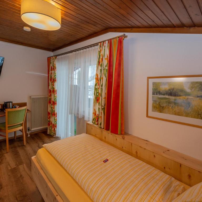 Gästehaus Haffner - Comfort Einzelzimmer mit Balkon - 9