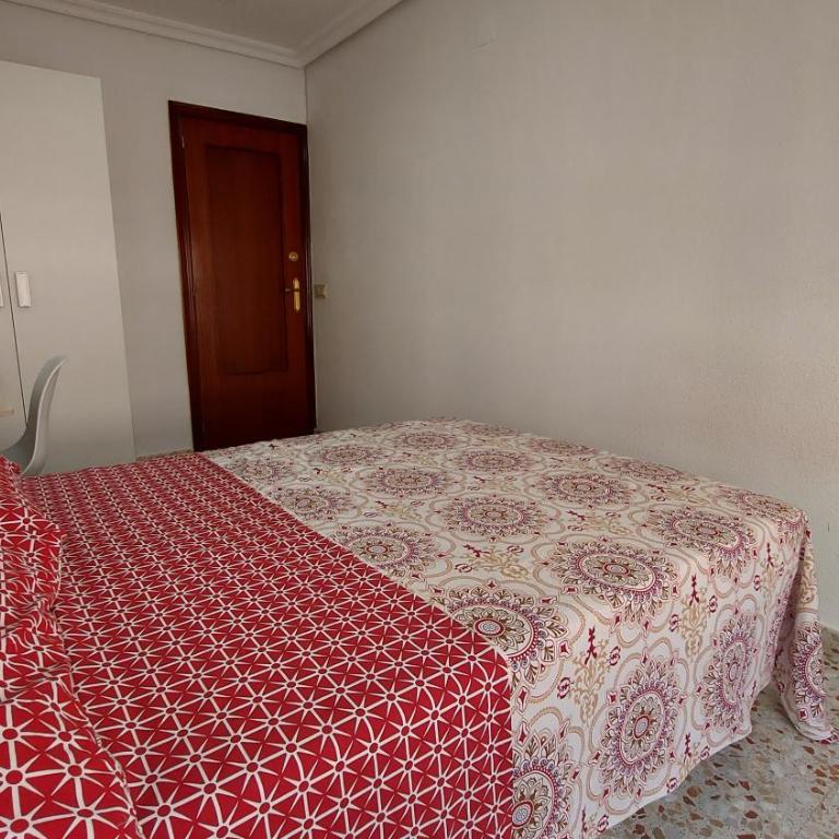 Redbrick 1º - One-Bedroom Apartment - 6