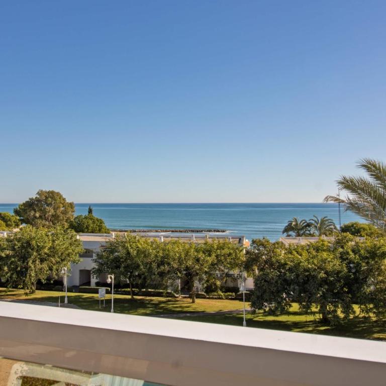 JARDINES DEL PUERTO Primera línea de playa ALBERT VILLAS - Apartamento con vistas al mar - 2