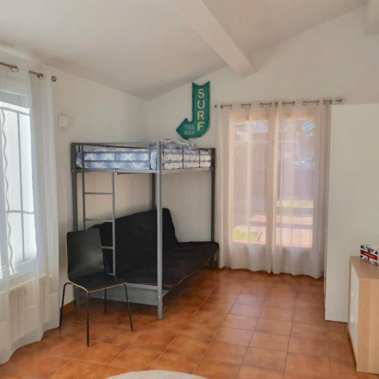 Villa Tassigny - Three-Bedroom Villa - 28