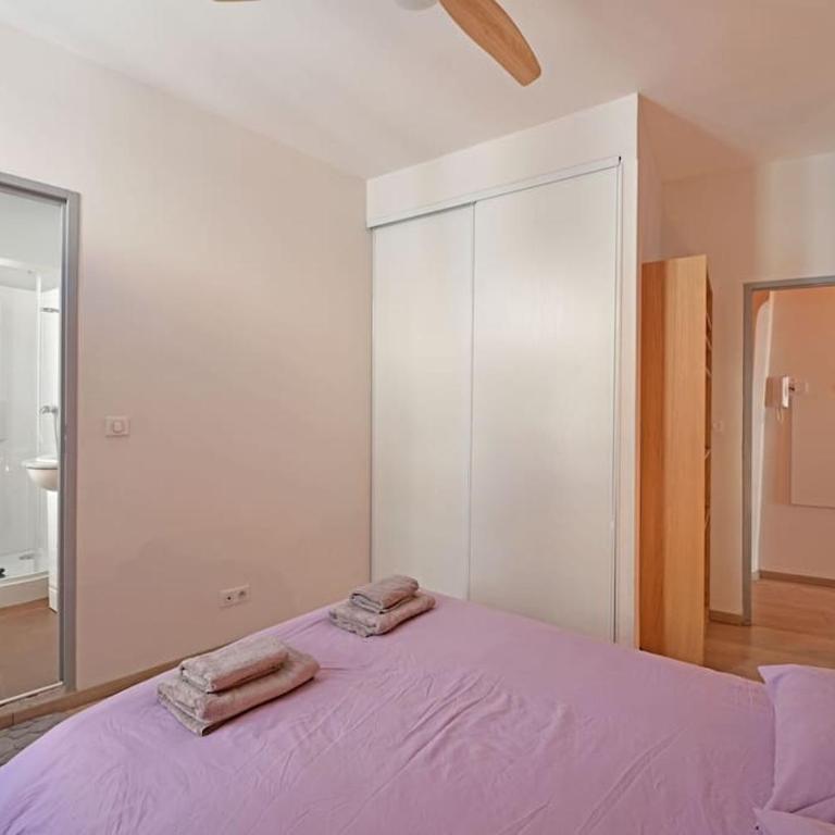 Pops Flat - Parking privé gratuit - Wi-Fi - AC Clim - Apartment mit 2 Schlafzimmern - 18