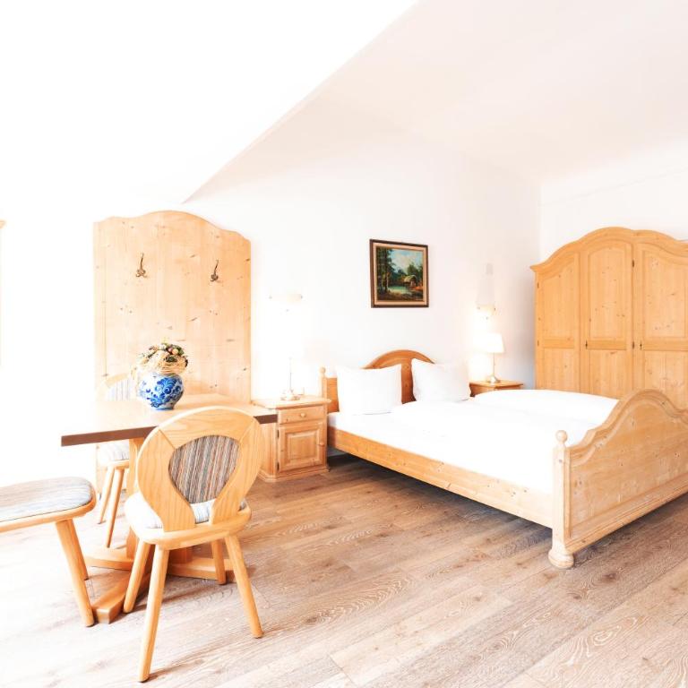 Hotel garni "Zum Engel" - Doppelzimmer mit eigenem Bad - 3