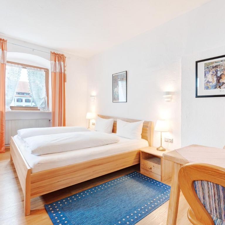 Hotel garni "Zum Engel" - Doppelzimmer mit eigenem Bad - 4