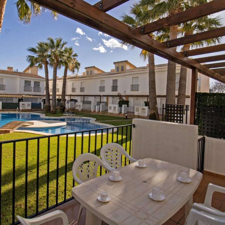 Adosado familiar frente a la piscina - Palm Beach ALBERT VILLAS - Bungalow - Frente al agua - 1