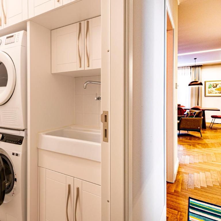 Casa Alexandra - Luxury & Design - Three-Bedroom Apartment - 20