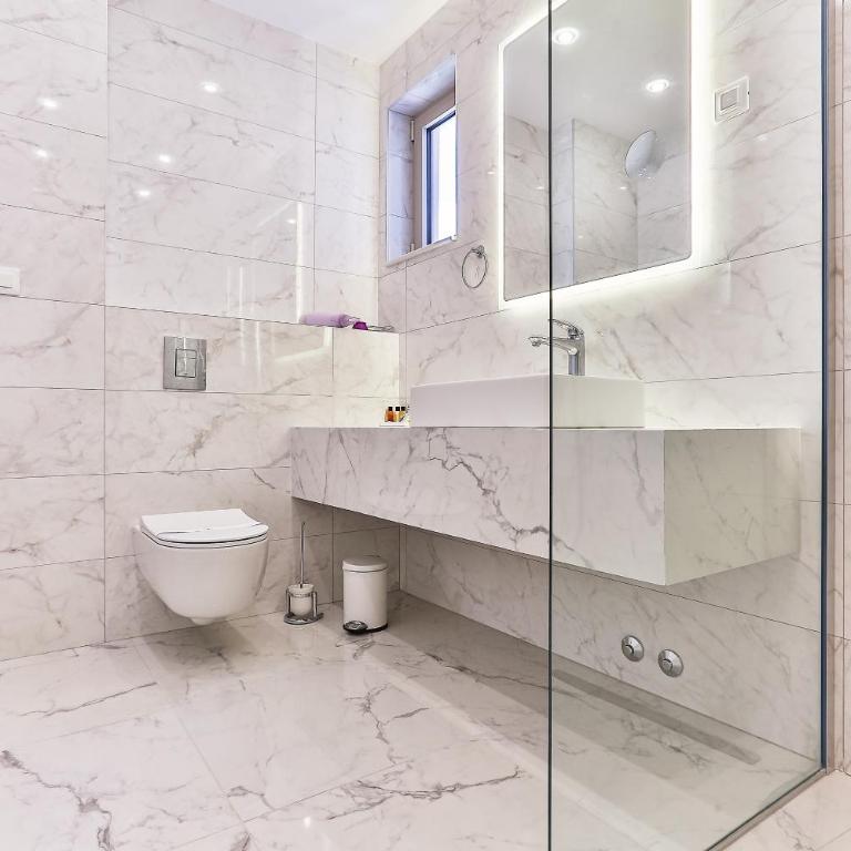 Hotel EDEN - Dvokrevetna Soba sa Bračnim Krevetom i Terasom - 2