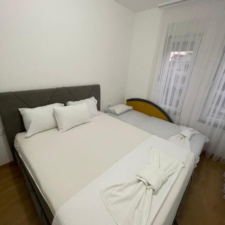 Stefan Apartments in Budva - One-Bedroom Apartment - 3