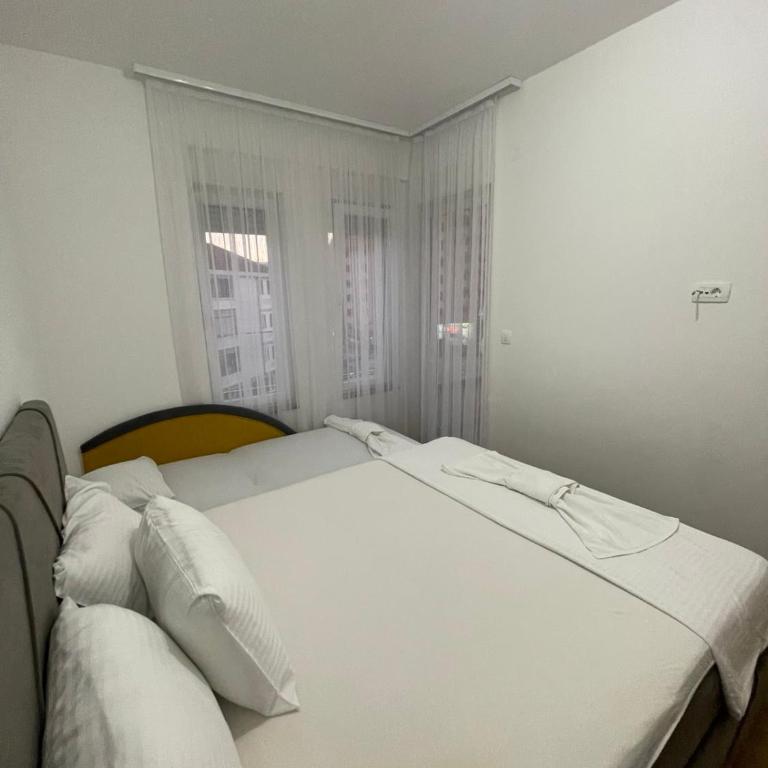 Stefan Apartments in Budva - One-Bedroom Apartment - 5