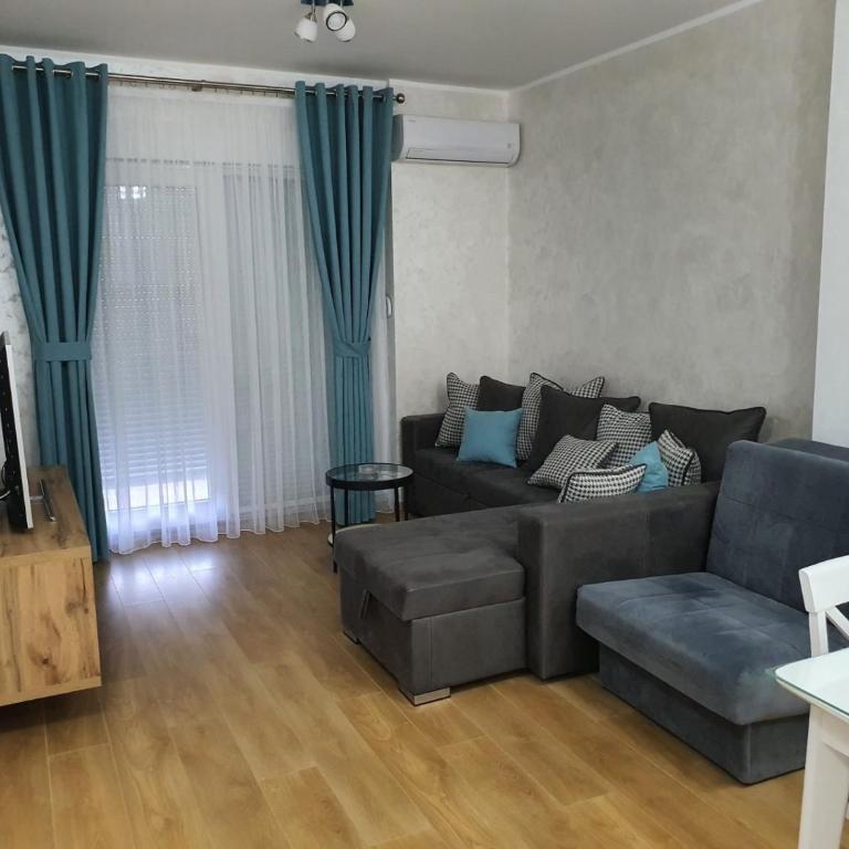 Stefan Apartments in Budva - One-Bedroom Apartment - 1