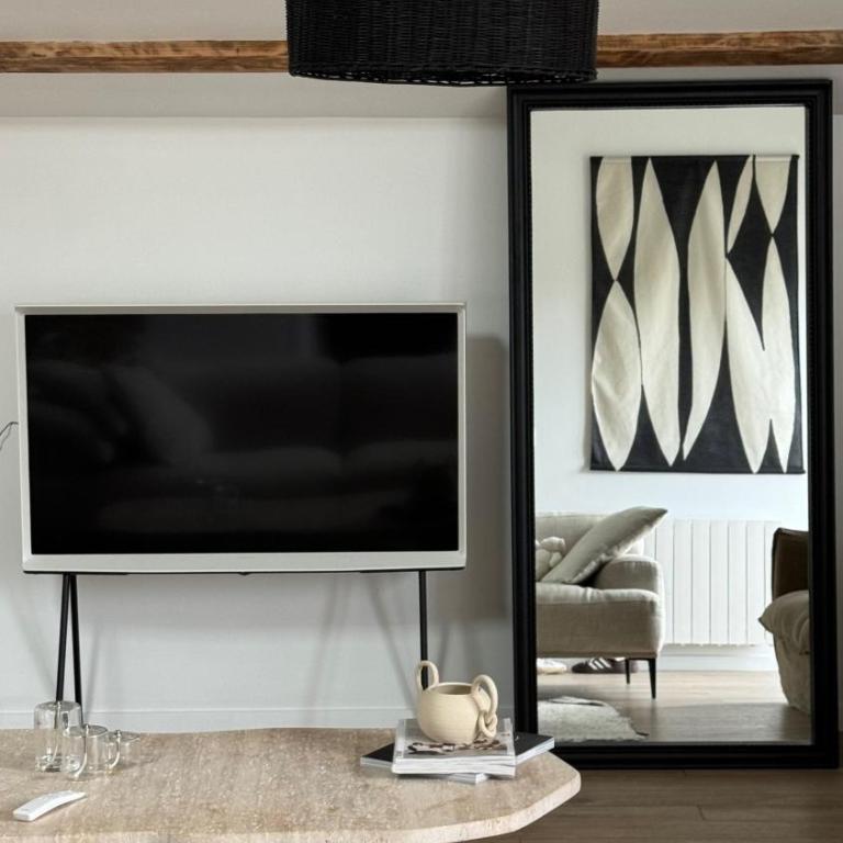 Casa Familia - Two-Bedroom Apartment - 8