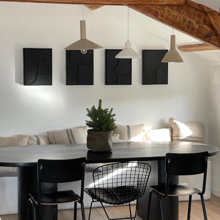Casa Familia - Two-Bedroom Apartment - 16