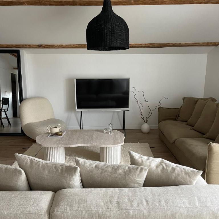 Casa Familia - Two-Bedroom Apartment - 18
