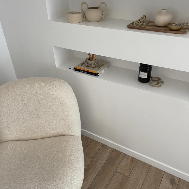 Casa Familia - Two-Bedroom Apartment - 23