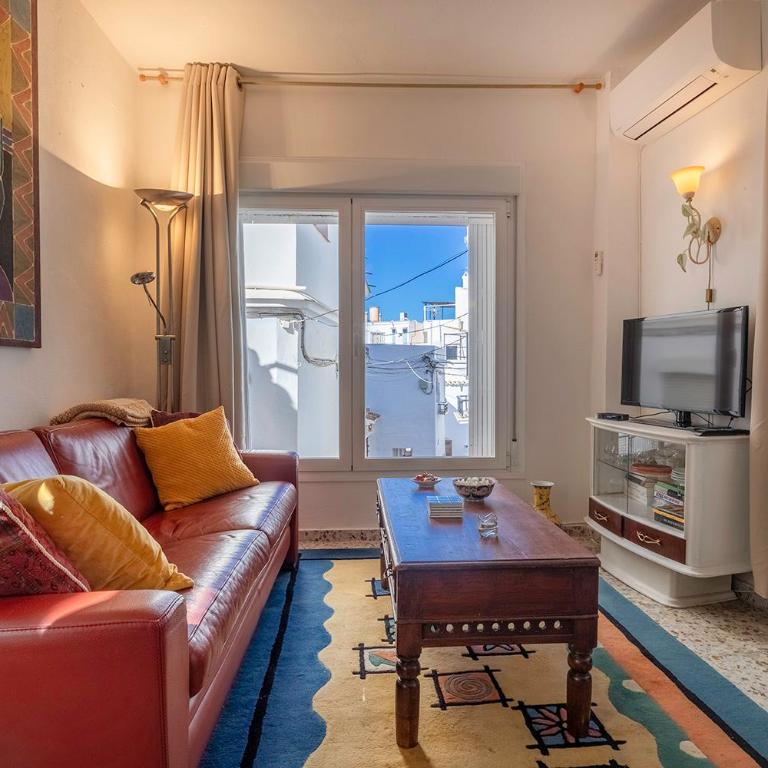 Casa Marlo, Spacious House in the Lively Centre of Cómpeta - Casa de 4 dormitorios - 33