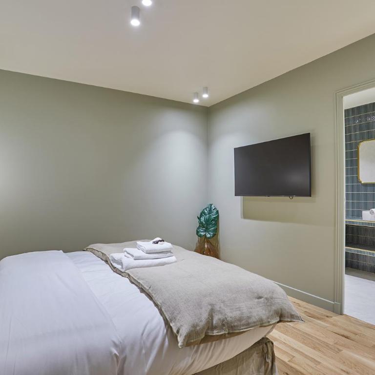 Residence Center of Paris by Studio prestige - Three-Bedroom Apartment - 20