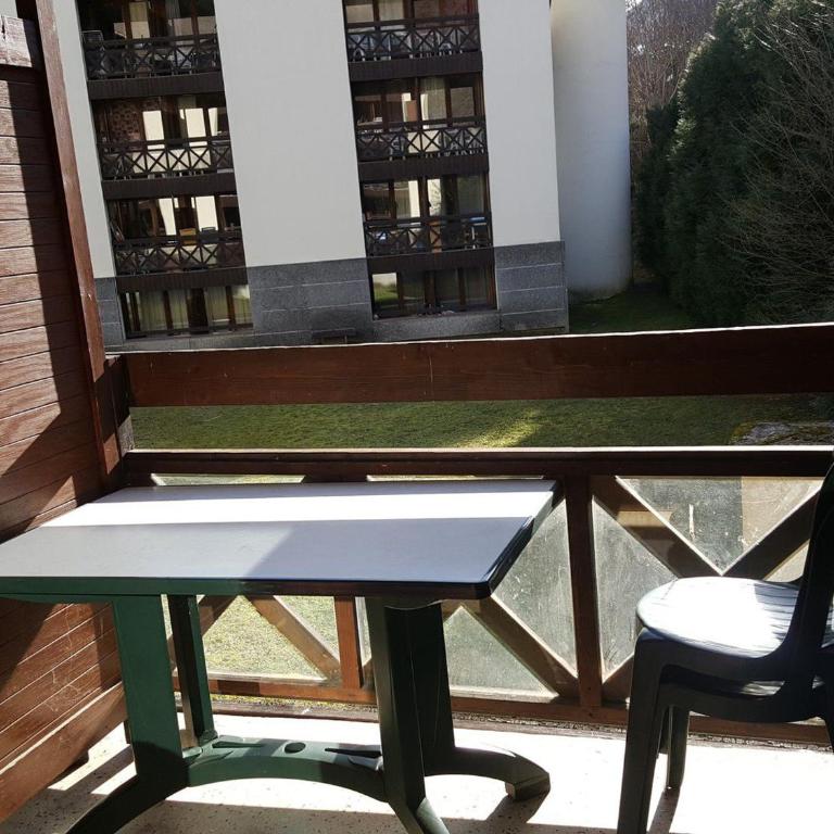 Studio cosy avec balcon et parking à Brides-les-Bains - Studio - 8