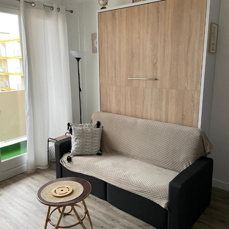 Studio rénové + loggia 5 mn des thermes / c.ville - La Case à Jo - Appartement 1 Chambre - 3
