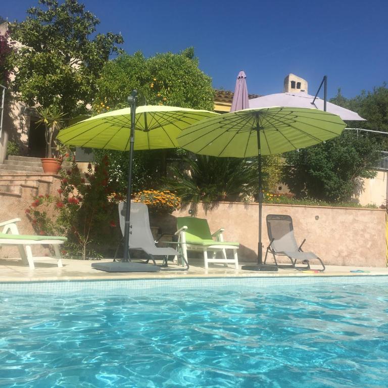 Studio chez Charles et Marie, indépendant de la maison, accès piscine, très calme, - Appartement 1 Chambre - 1