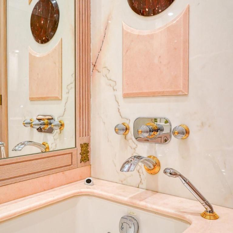 Napoleon Suite Champs Elysees - Appartement 4 Chambres - 35
