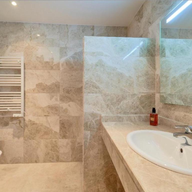 Holidays2Malaga Heroe de Sostoa con piscina junto Estacion AVE y playa - Apartamento con vistas a la piscina - 21