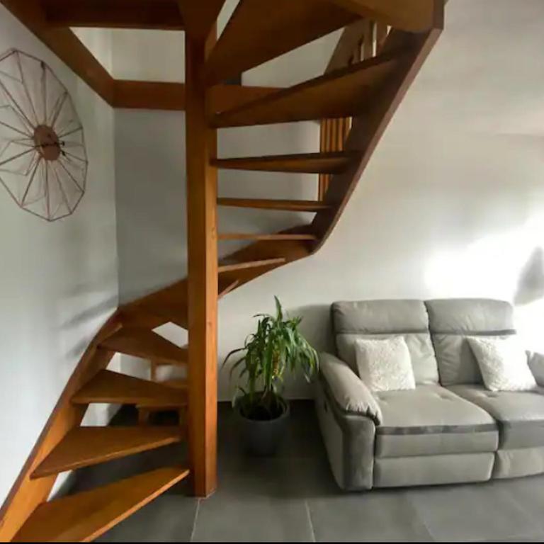 appartement T3 idéalement situé - Appartement 2 Chambres - 4