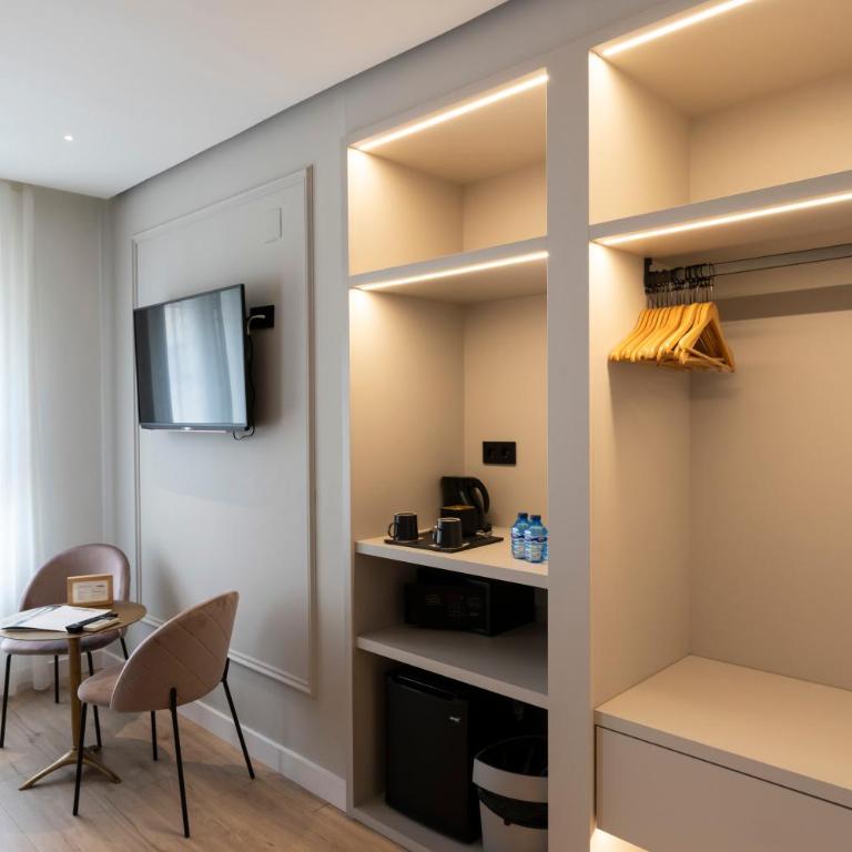 YOU & CO. J. Botánico Boutique - Superior Double or Twin Room - 9