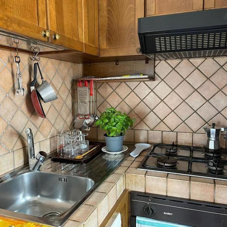 Bilocale vacanze a Loano - Apartment mit 1 Schlafzimmer - 2