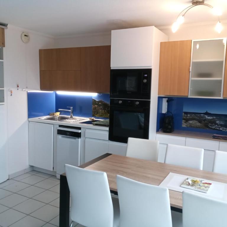 Cap Esterel appart 6 pers vue mer classé 3 etoiles - Apartment mit 2 Schlafzimmern - 2