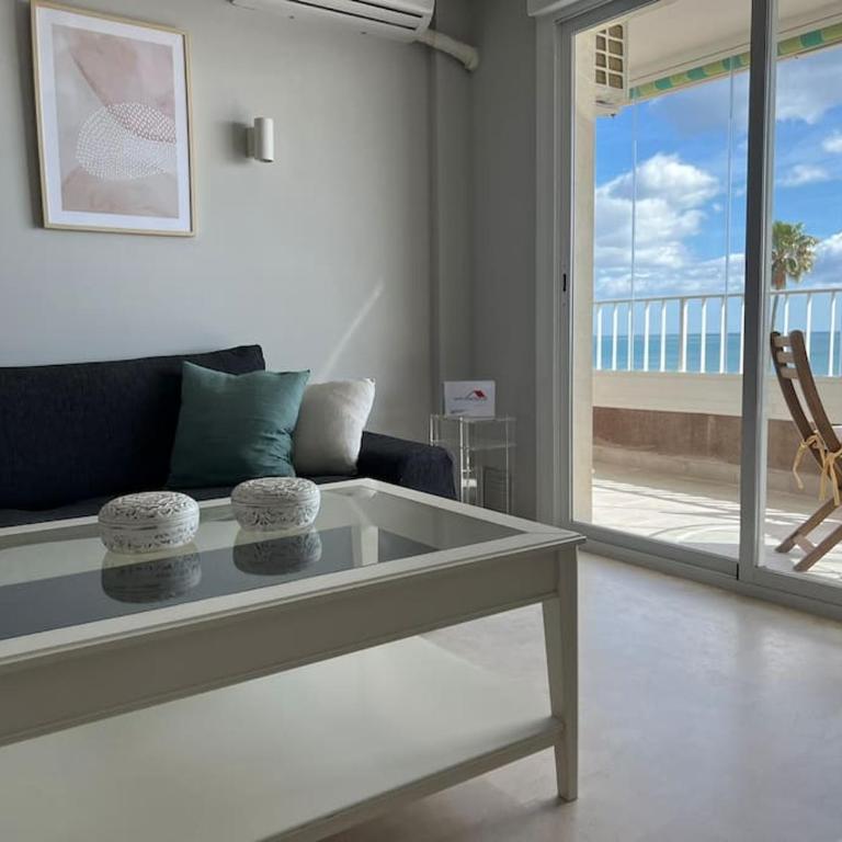Primera línea de playa frontal con vistas al mar - Apartamento de 2 dormitorios - 15