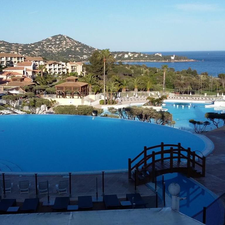 Cap Esterel appart 6 pers vue mer classé 3 etoiles - Apartment mit 2 Schlafzimmern - 20