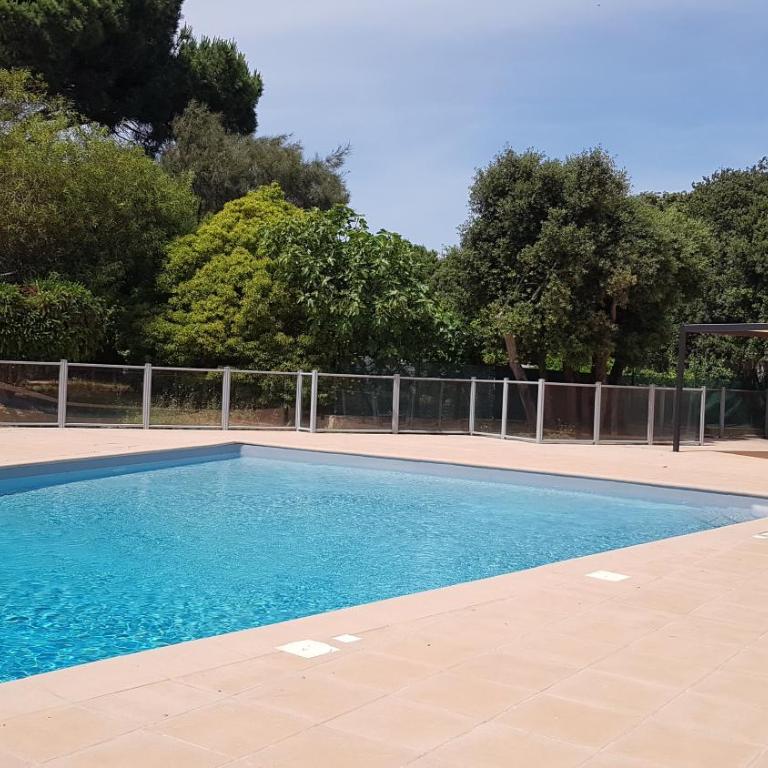 Très beau T3 dans résidence avec piscine à 5 min à pied de la plage et commerces - Appartamento con 2 Camere da Letto - 7