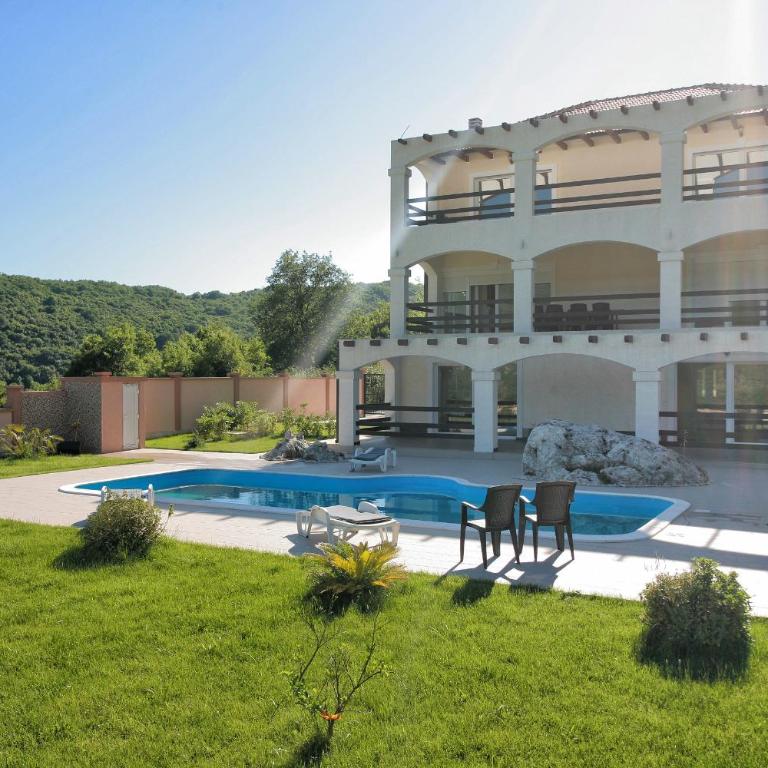 Villa Milena - Villa - 1