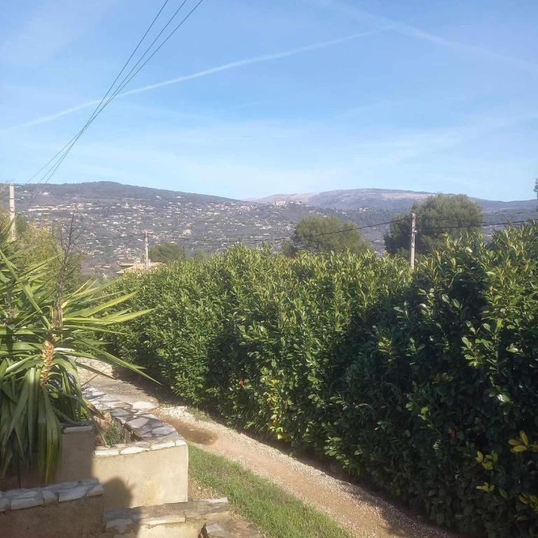 Magnifique duplex climatisé dans une villa calme - Appartement 2 Chambres - 3