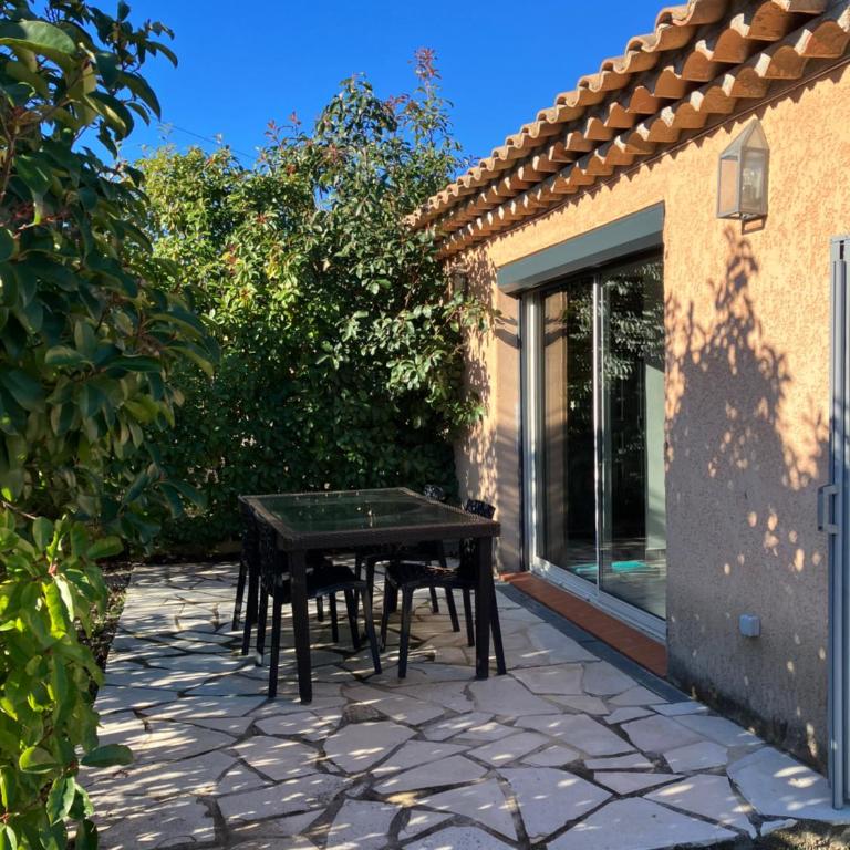 Magnifique duplex climatisé dans une villa calme - Appartement 2 Chambres - 5