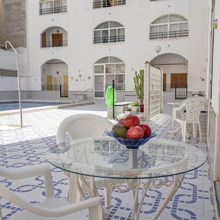 La Casa de Verónica - Serene Apartment with Shared Pool, Steps from the Beach - Apartamento con vistas a la piscina - 21