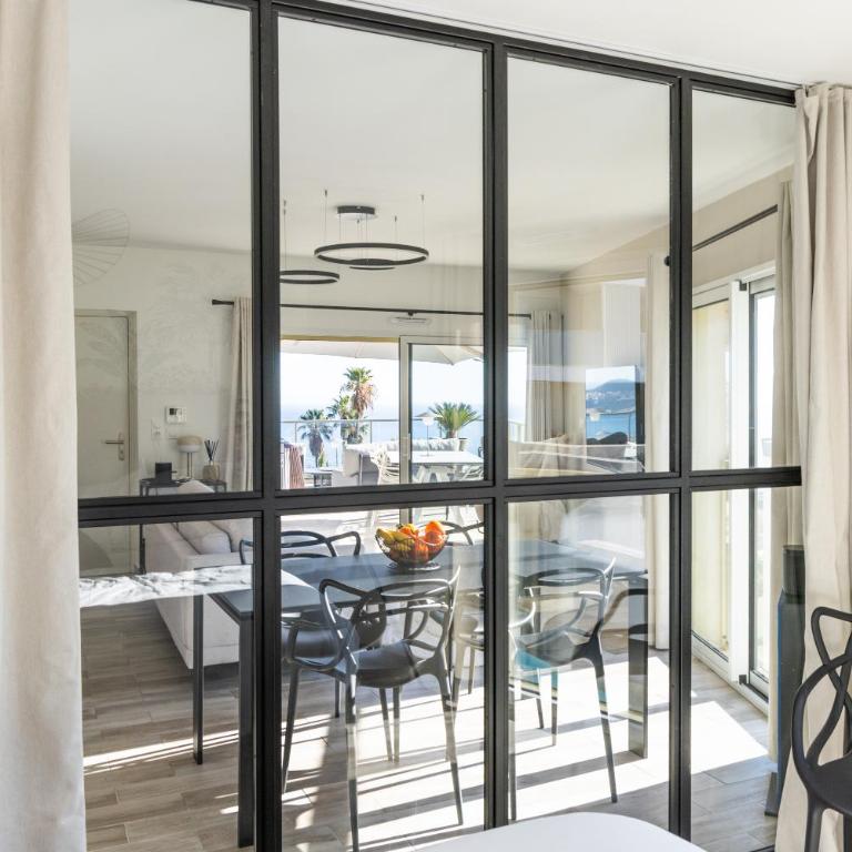 SPLENDIDE APPARTEMENT NICE BLUE PEARL TOUT CONFORT VUE MER PANORAMIQUE - Appartement 2 Chambres - 7