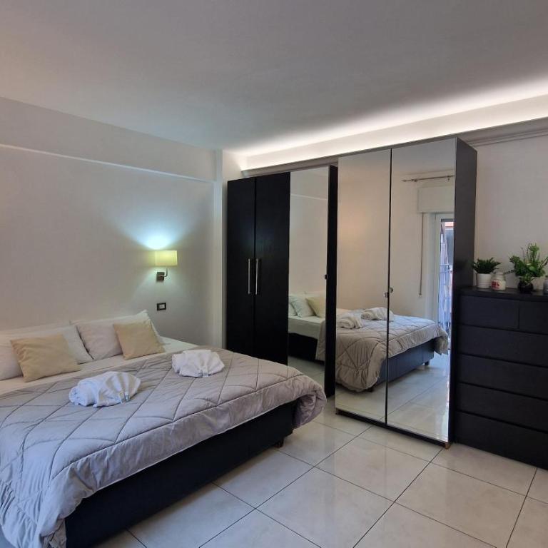 LG colosseum Rome apartment - Two-Bedroom House - 4