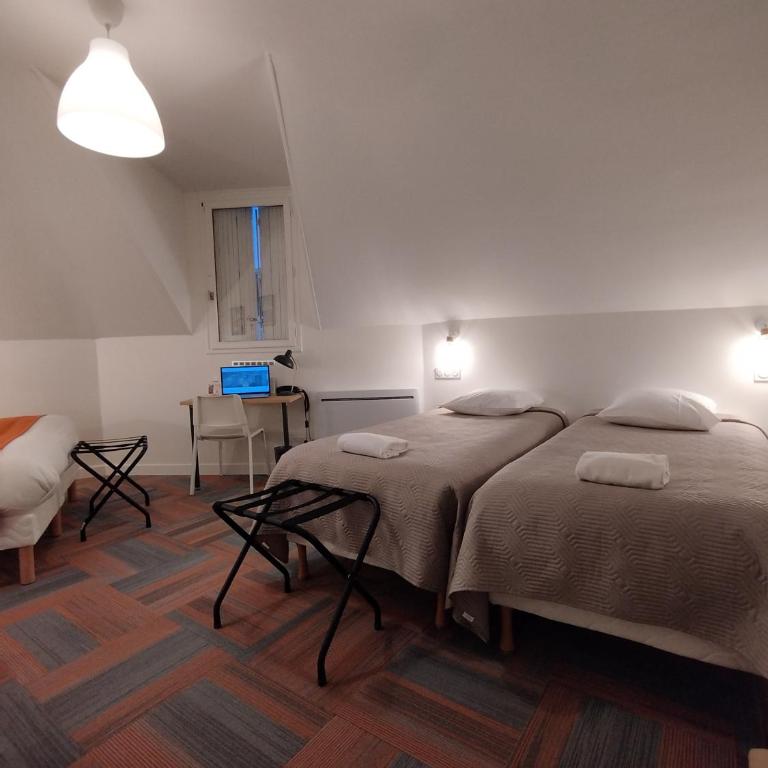 The Originals Access, Hotel Le Canter Saumur - Chambre Quadruple Supérieure - 10