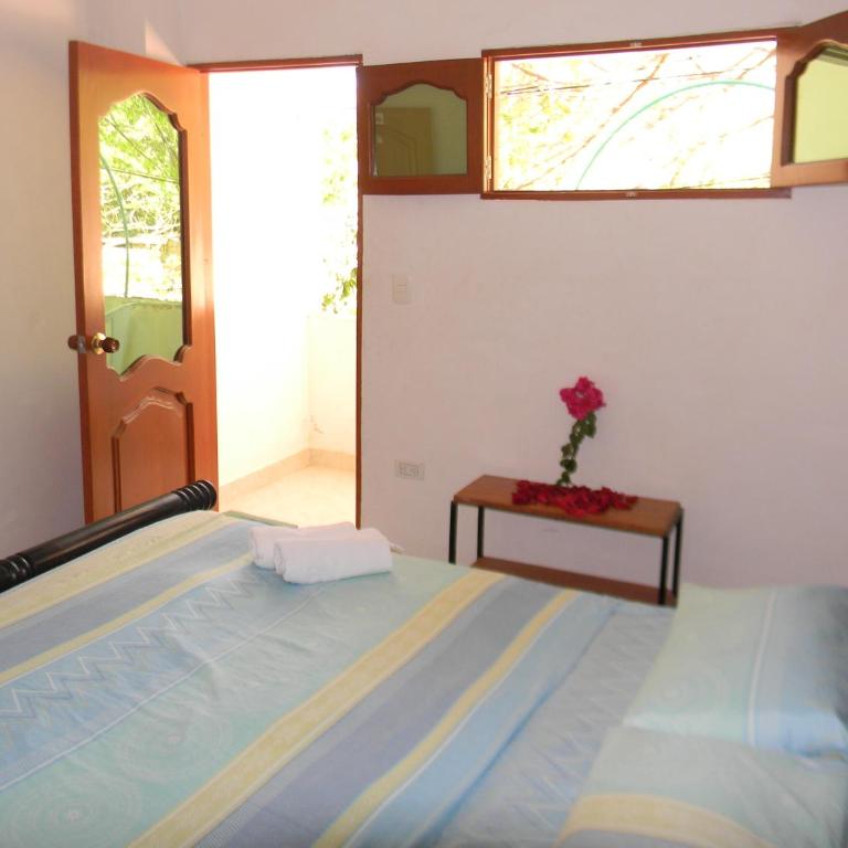 HostalNativo - Habitación Doble Deluxe con balcón - 1