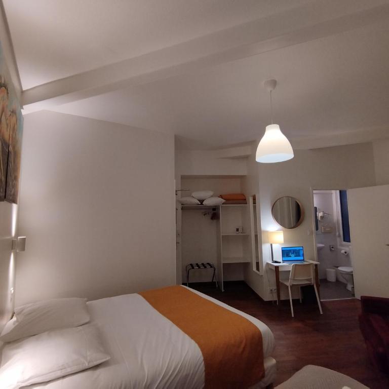 The Originals Access, Hotel Le Canter Saumur - Chambre Triple - 10