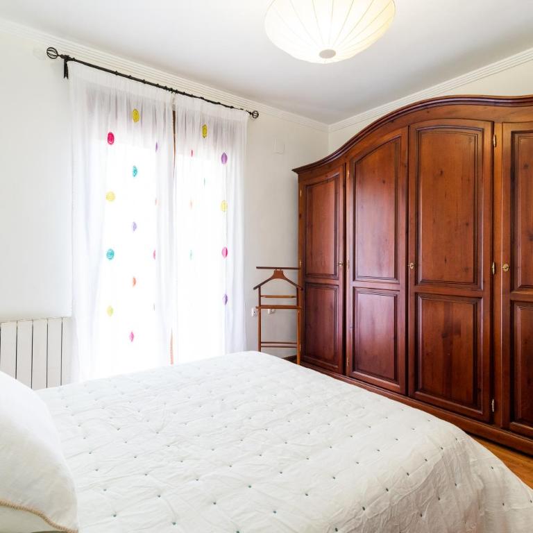 Apartamento en el corazón de Granada junto a Catedral y Arco Elvira - Three-Bedroom Apartment - 22