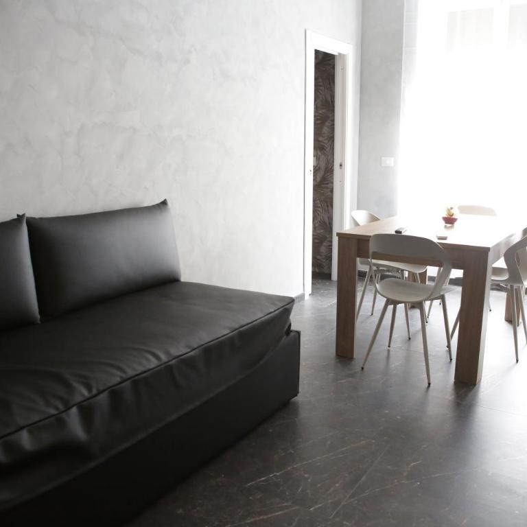 Jadore Monic - Monolocale con Divano-Letto - 2