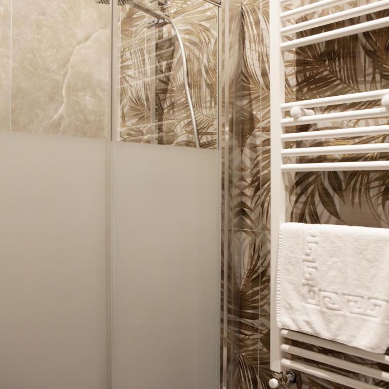 Jadore Monic - Monolocale con Divano-Letto - 7