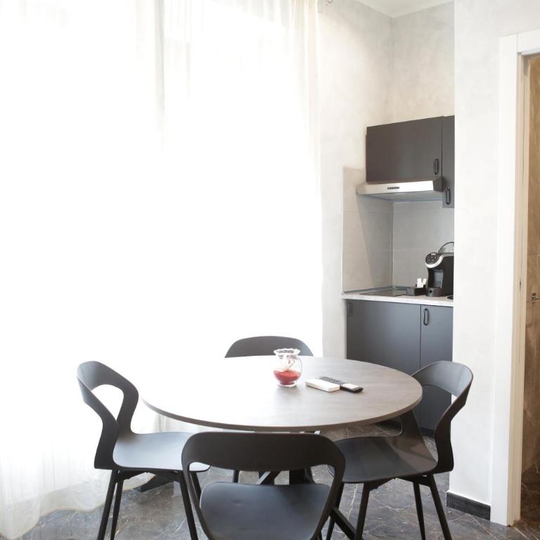 Jadore Monic - Monolocale con Divano-Letto - 11