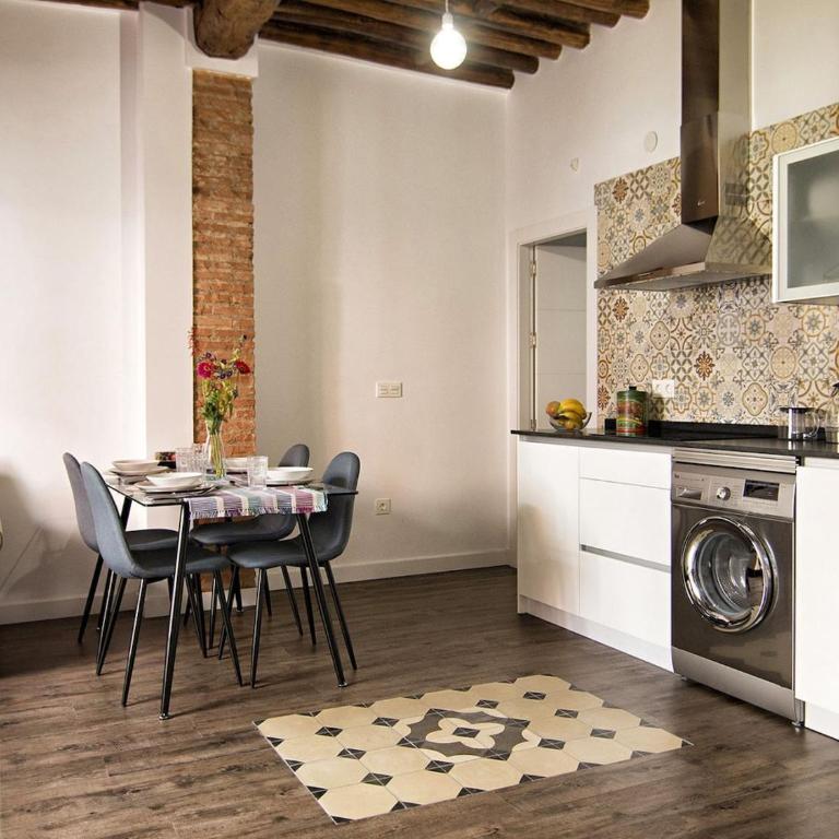 ChezmoiHomes Magdalena I I - Two-Bedroom Apartment - 6