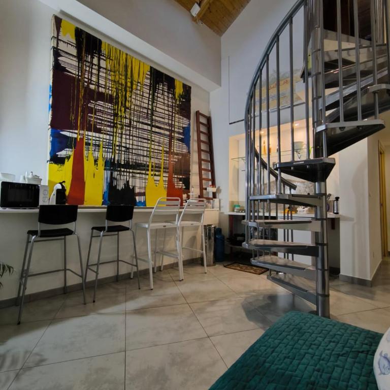 Loft House - Large Double Room - 10