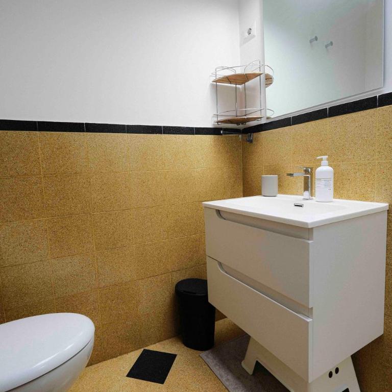 Le Petit Prince - One-Bedroom Apartment - 7