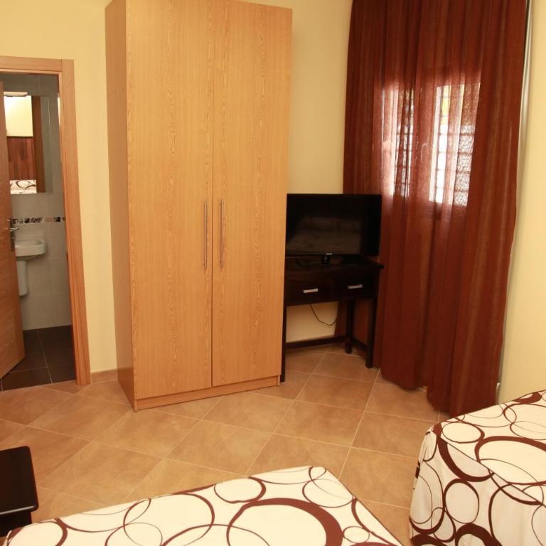 Hostal Doña Manuela - Habitación Deluxe con 2 camas grandes - 6