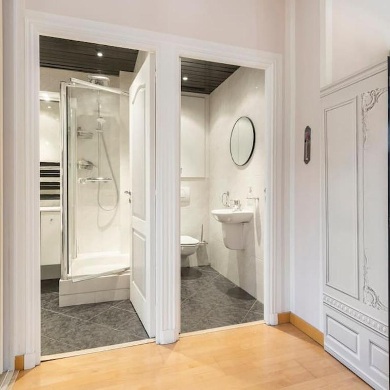 From 1882, romantic flat, in the Golden Square - Appartement 1 Chambre - 42