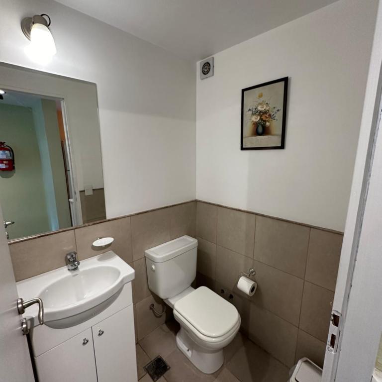 Amplio departamento cerca del centro en zona tranquila. Fosbery - Apartamento de 2 dormitorios - 12